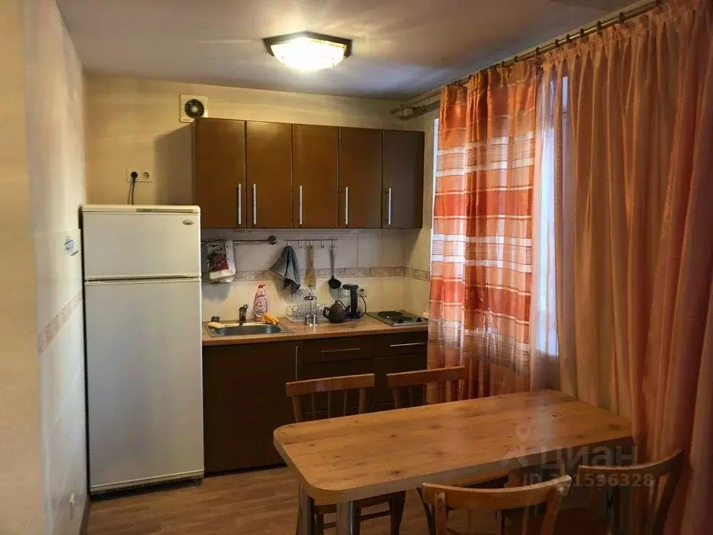 2-к кв. Новосибирская область, Новосибирск ул. Дмитрия Шамшурина, 4 ... - Фото 1