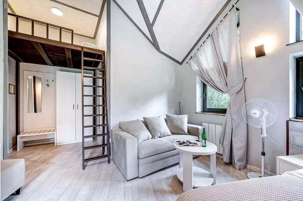 Комната Ленинградская область, Сосновый Бор Устьинская ул., 11/2 - Фото 2