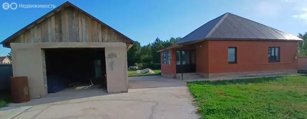 Дом в посёлок Первомайский, улица Горького (120 м) - Фото 2