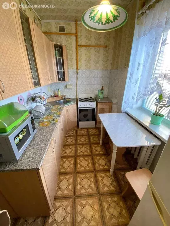 3-комнатная квартира: Заводоуковск, переулок Ворошилова, 11 (61 м) - Фото 1
