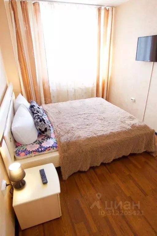 2-к кв. Красноярский край, Красноярск ул. Авиаторов, 38 (54.0 м) - Фото 2