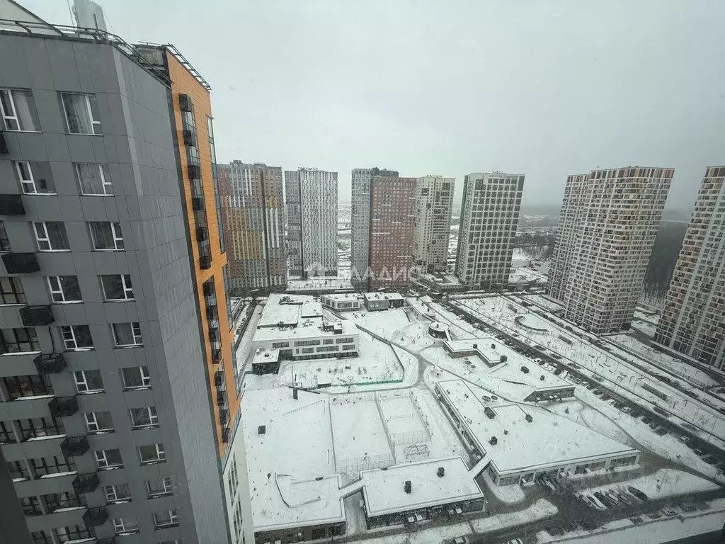 3-к кв. Московская область, Красногорск ул. Тенистых Аллей, 3к3 (75.2 ... - Фото 1