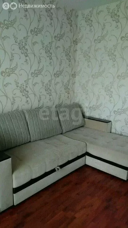 2-комнатная квартира: Нижний Тагил, улица Захарова, 2 (50 м) - Фото 1