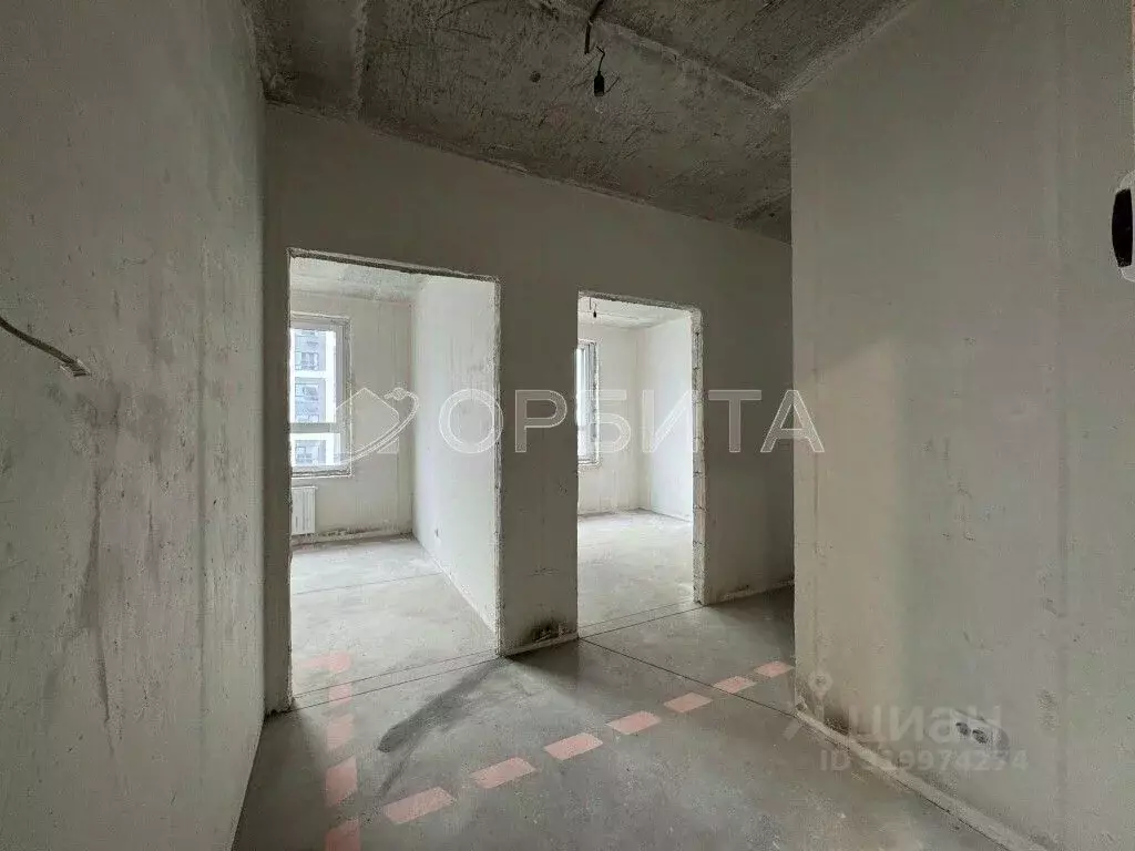 2-к кв. Тюменская область, Тюмень ул. Ветеранов Труда, 36к1 (57.4 м) - Фото 1