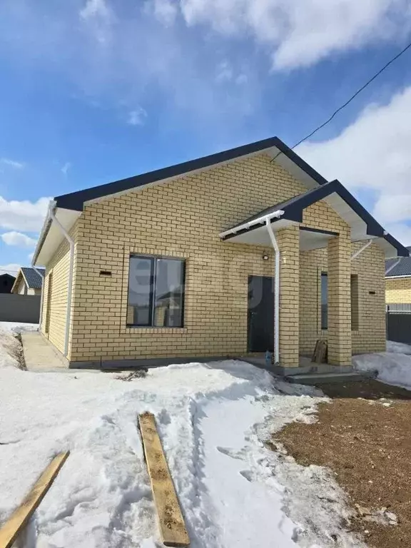 Дом в Амурская область, Благовещенский район, с. Чигири пер. Парковый ... - Фото 1