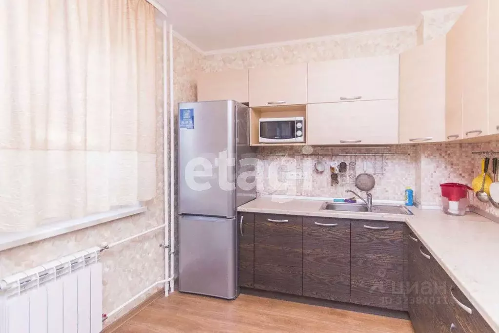 2-к кв. Тюменская область, Тюмень ул. Академика Сахарова, 48 (76.1 м) - Фото 1