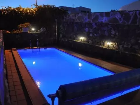 Cozy villa with pool in la vegueta - Фото 1