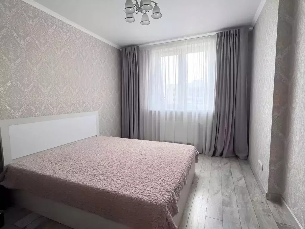2-к кв. Татарстан, Казань ул. Алексея Козина, 5 (65.0 м) - Фото 1