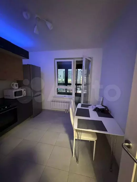 2-к. квартира, 60 м, 3/33 эт. - Фото 1