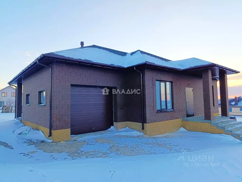 Дом в Белгородская область, Белгородский район, Дубовское с/пос, с. ... - Фото 1