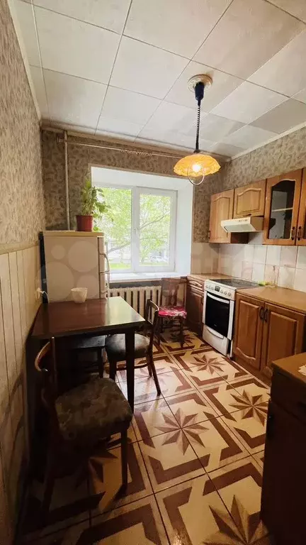 2-к. квартира, 50 м, 1/9 эт. - Фото 0