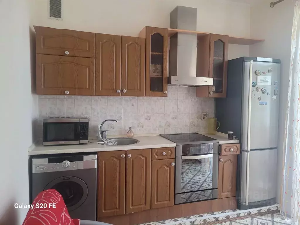 1-к кв. Кемеровская область, Новокузнецк ул. Кирова, 23А (42.0 м) - Фото 0