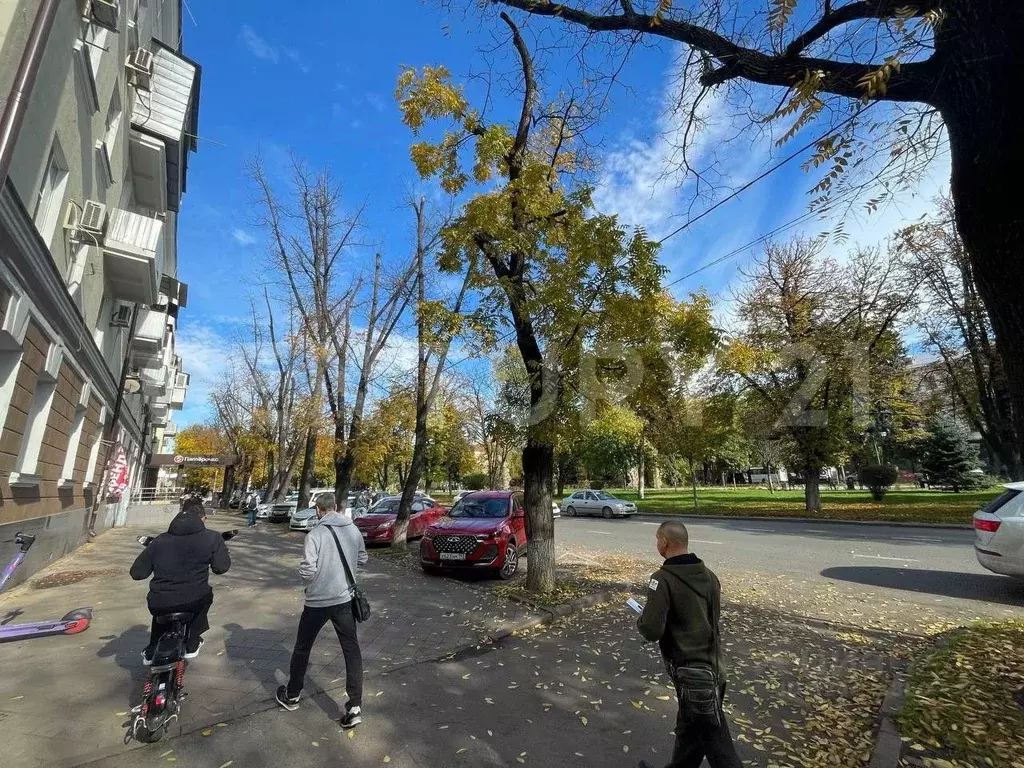 Торговая площадь в Краснодарский край, Краснодар Красная ул., 147 (272 ... - Фото 1