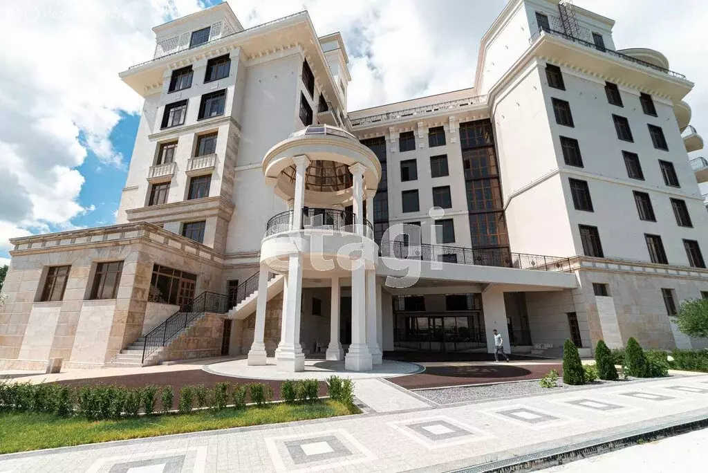 1-комнатная квартира: Пенза, улица Набережная реки Мойки, 2Д (57 м) - Фото 0