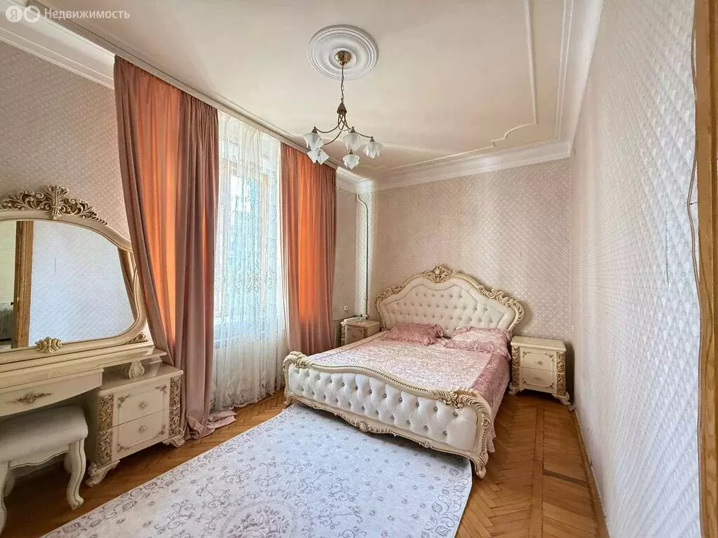 4-комнатная квартира: Нальчик, проспект Ленина, 42 (85 м) - Фото 1