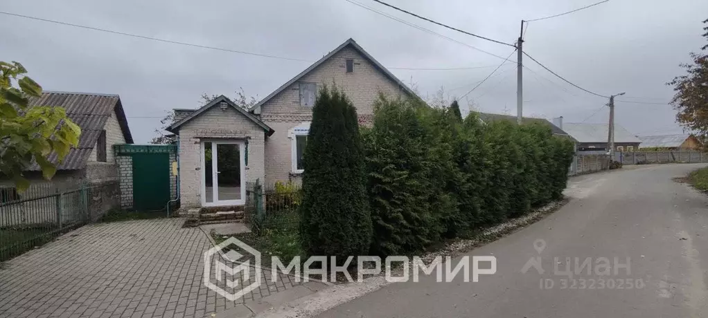 Дом в Брянская область, Брянский район, Отрадненское с/пос, с. ... - Фото 1