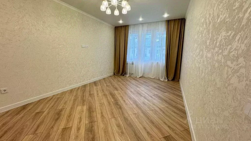 2-к кв. Татарстан, Казань ул. Шамиля Усманова, 8 (46.5 м) - Фото 1