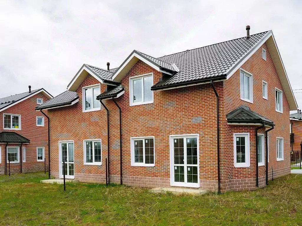 Таунхаус в Ленинградская область, Всеволожский район, Агалатовское ... - Фото 1