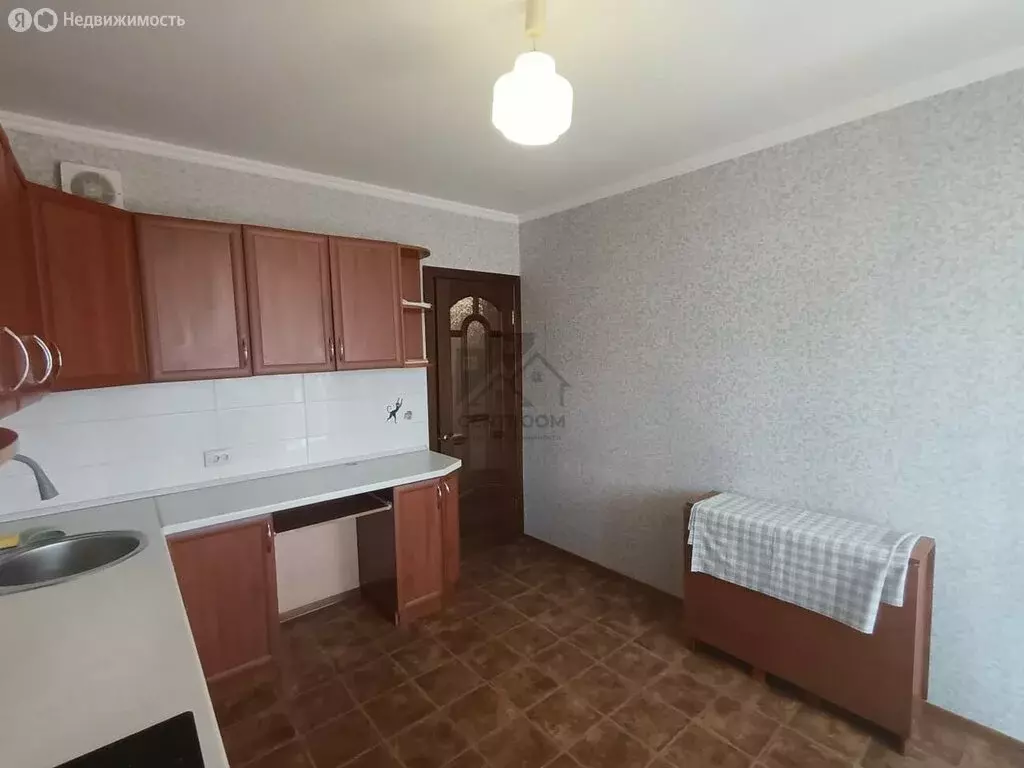 1-комнатная квартира: Казань, улица Гаврилова, 18А (48 м) - Фото 1