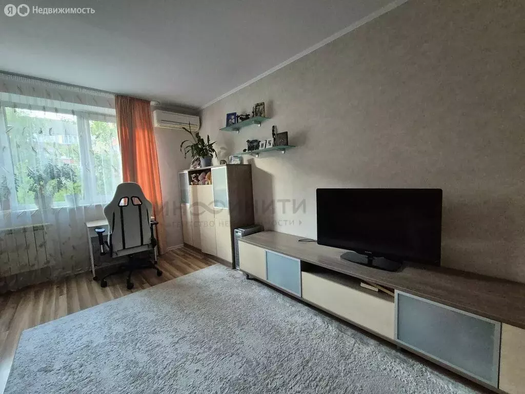 3-комнатная квартира: Москва, Чечёрский проезд, 30 (83 м) - Фото 0