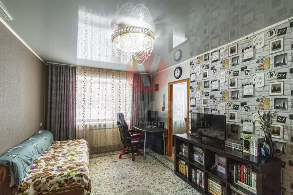 2-к кв. Омская область, Омск просп. Мира, 40А (44.0 м) - Фото 2