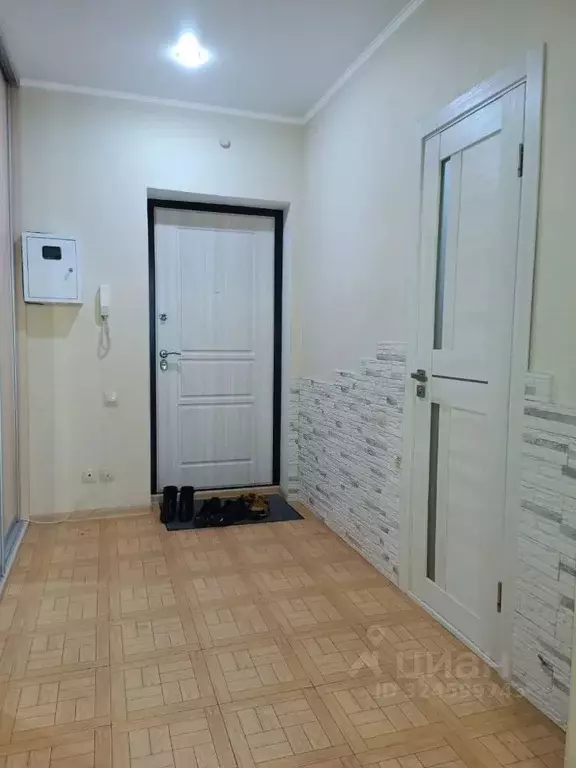 1-к кв. Татарстан, Казань ул. Максимова, 37Б (28.4 м) - Фото 1