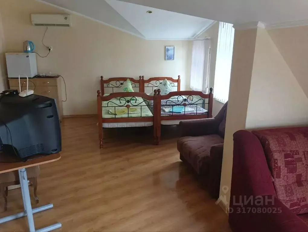 Комната Крым, Ялта ул. Поликуровская, 10 - Фото 1