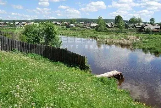 Участок в Свердловская область, Полевской городской округ, с. ... - Фото 0