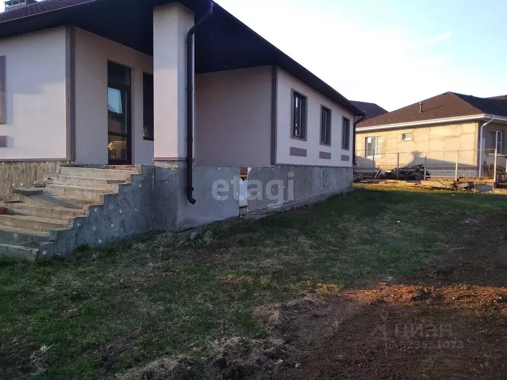 Дом в Ростовская область, Морозовский район, Вознесенское с/пос, пос. ... - Фото 1