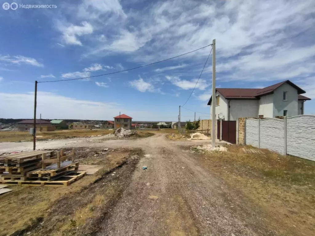 Участок в Симферопольский район, село Трудовое (8 м) - Фото 1