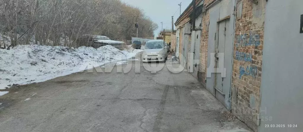 Гараж в Новосибирская область, Новосибирск Станционная ул., 9Ак1 (26 ... - Фото 1