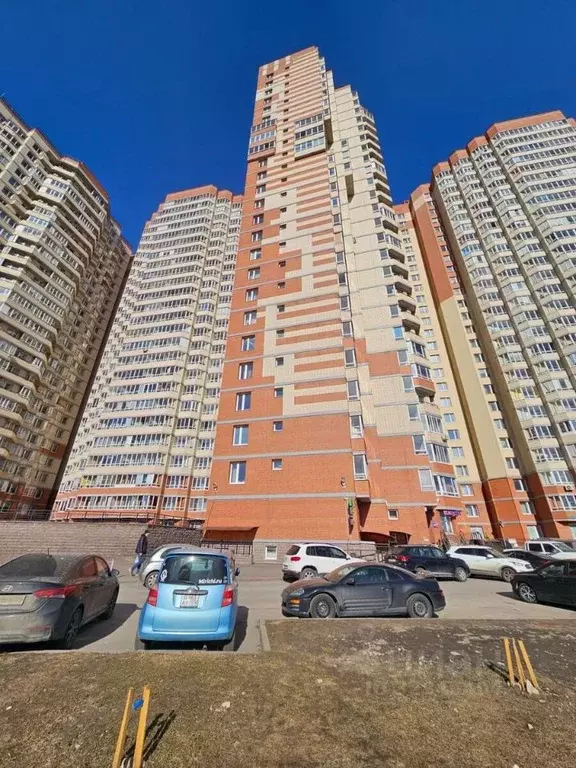 3-к кв. Санкт-Петербург ул. Орджоникидзе, 52 (70.0 м) - Фото 1
