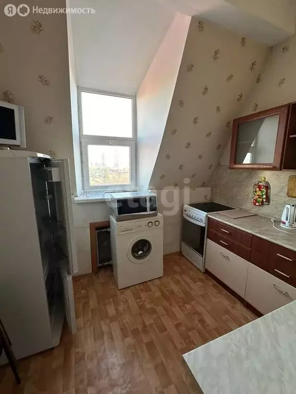1-комнатная квартира: Тюмень, улица Щербакова, 144 (33 м) - Фото 0