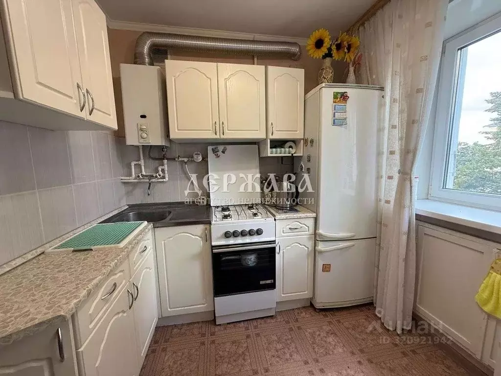 2-к кв. Белгородская область, Старый Оскол ул. Ленина, 74/7 (43.08 м) - Фото 1
