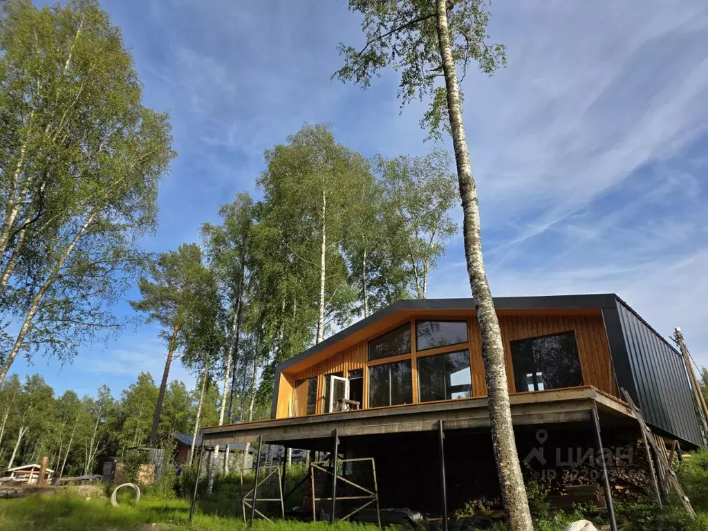 Дом в Ленинградская область, Выборгский район, Полянское с/пос, ... - Фото 1