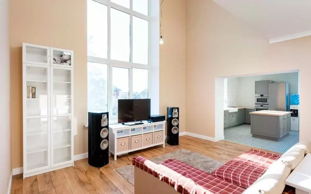 Коттедж в Омская область, Омский район, с. Усть-Заостровка  (346 м) - Фото 1