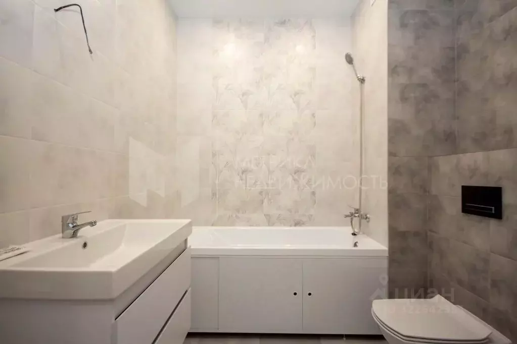 Студия Тюменская область, Тюменский муниципальный округ, д. Патрушева ... - Фото 1