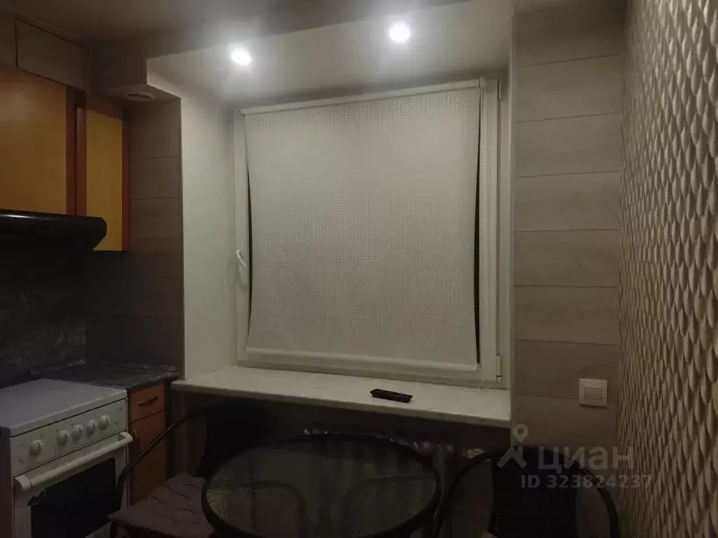 2-к кв. Санкт-Петербург, Санкт-Петербург, Кронштадт ул. Восстания, 58 ... - Фото 1