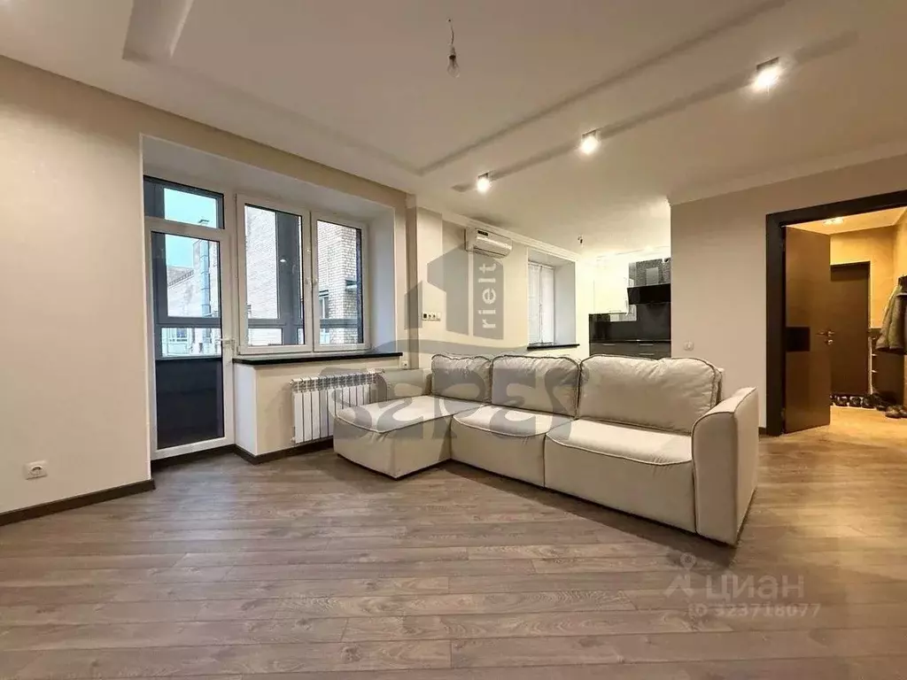 3-к кв. Татарстан, Казань ул. Зур Урам, 1К (90.0 м) - Фото 1