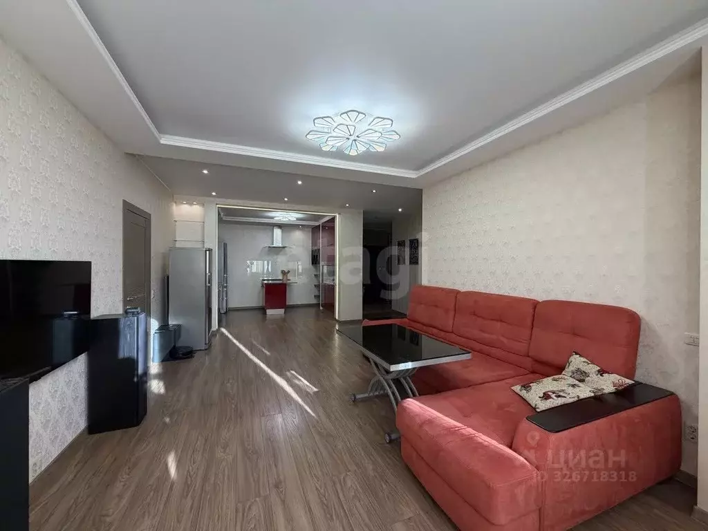 3-к кв. Челябинская область, Челябинск ул. Братьев Кашириных, 34а ... - Фото 1