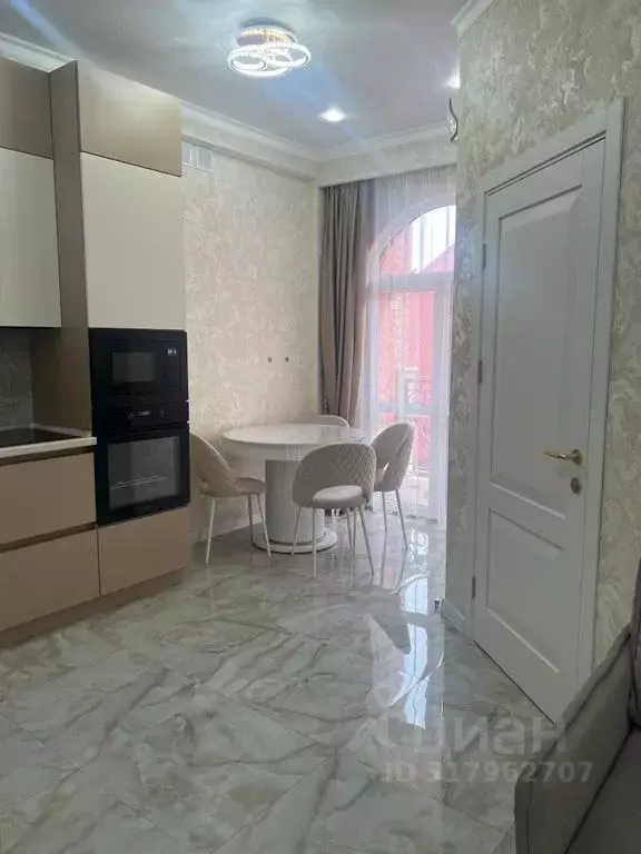 2-к кв. Краснодарский край, Сочи Адлер жилрайон, ул. Садовая, 68А ... - Фото 0