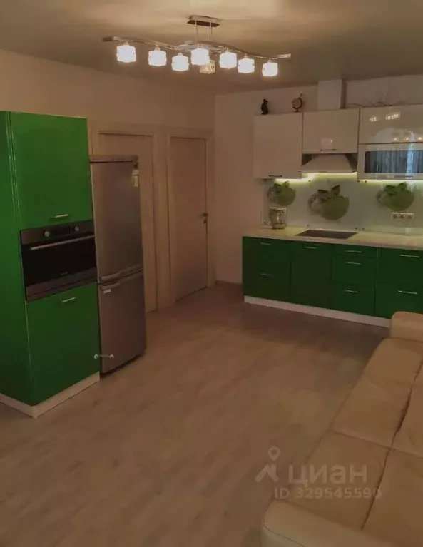3-к кв. Москва просп. Защитников Москвы, 8 (80.0 м) - Фото 2