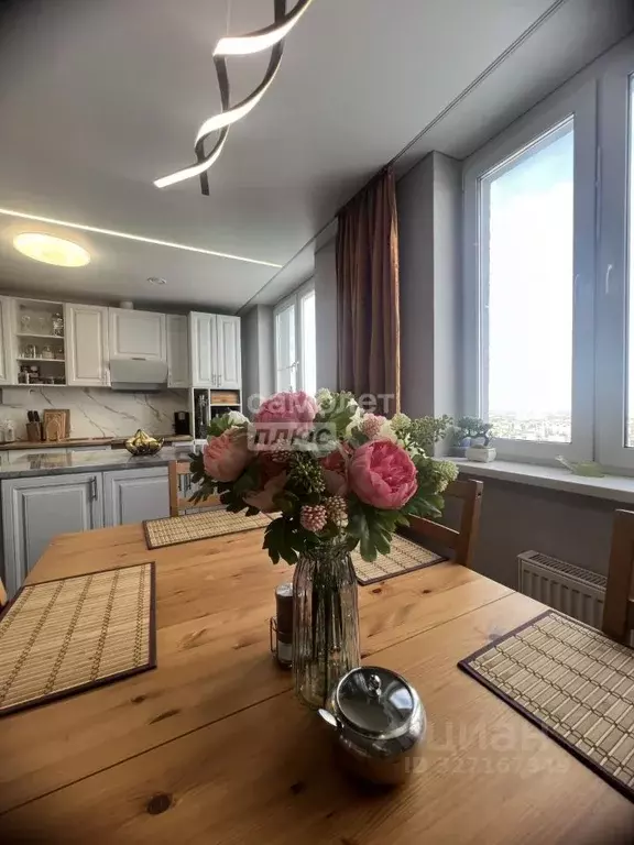 3-к кв. Саратовская область, Энгельс ул. Пушкина, 85 (82.0 м) - Фото 1