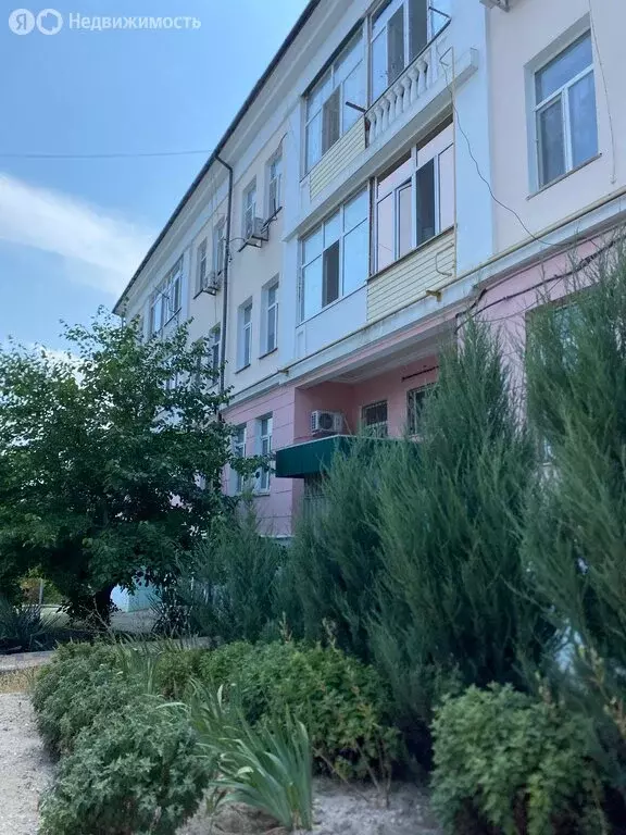 3-комнатная квартира: Керчь, улица Ульяновых, 1 (77.1 м) - Фото 1