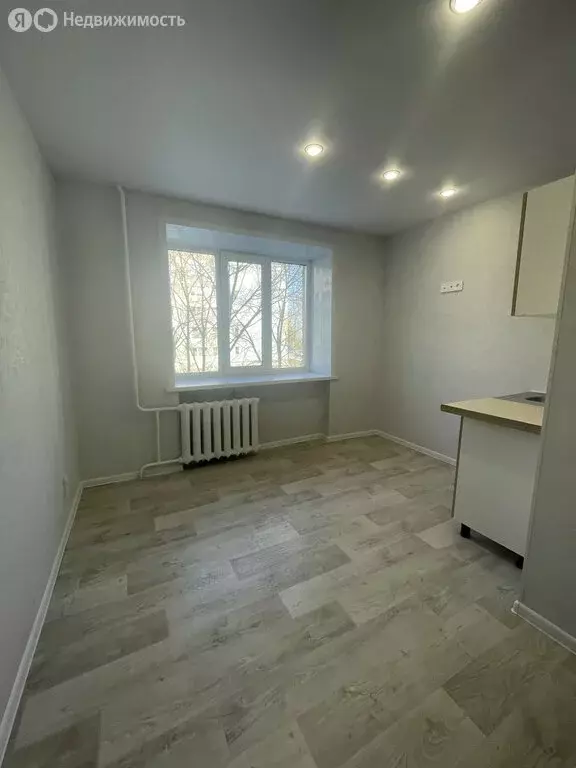 1к в 4-комнатной квартире (12 м) - Фото 1