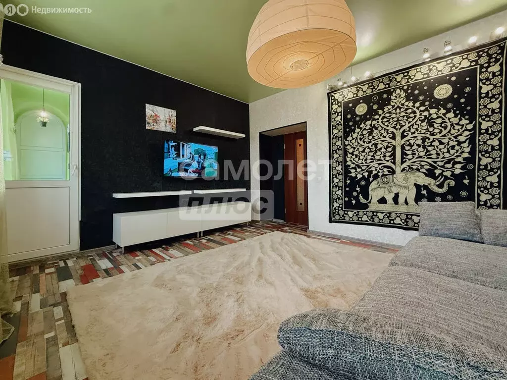 2-комнатная квартира: Екатеринбург, улица Бакинских Комиссаров, 12 ... - Фото 1