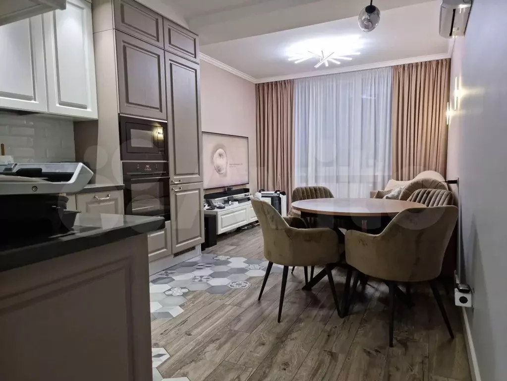 1-к. квартира, 40 м, 17/24 эт. - Фото 1