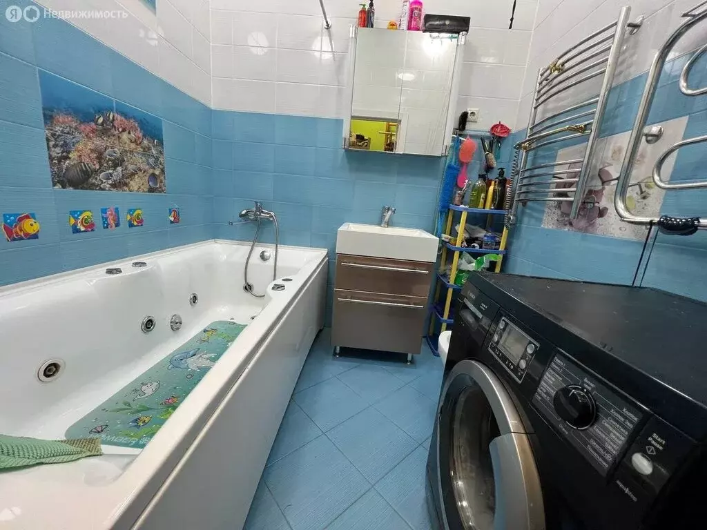 3-комнатная квартира: Кронштадт, проспект Ленина, 47 (85.1 м) - Фото 0