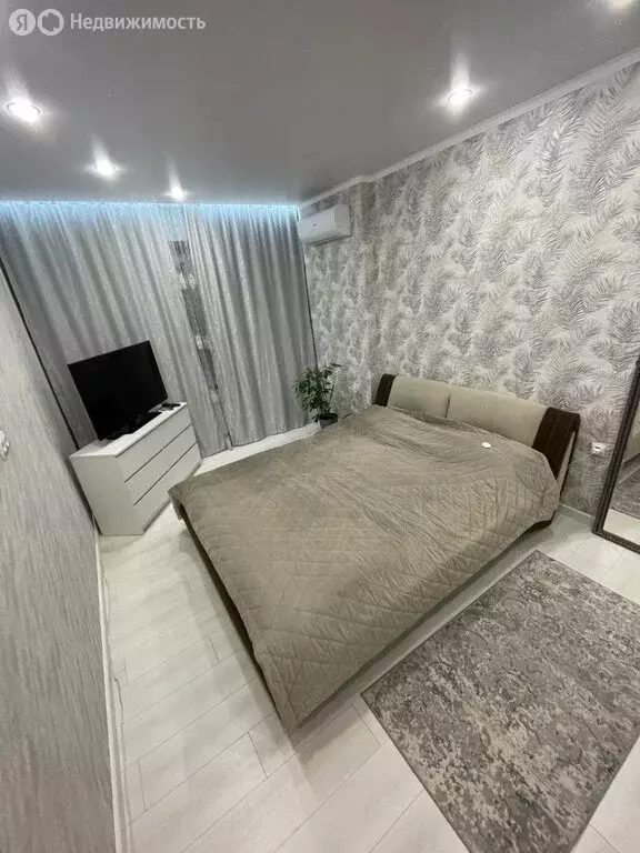 1-комнатная квартира: Краснодар, улица им. Героя Яцкова И.В., 19к3 ... - Фото 1