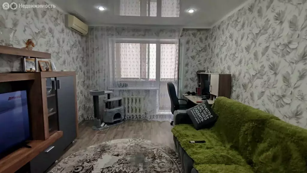 1-комнатная квартира: Волгодонск, улица Черникова, 22 (37.6 м) - Фото 0